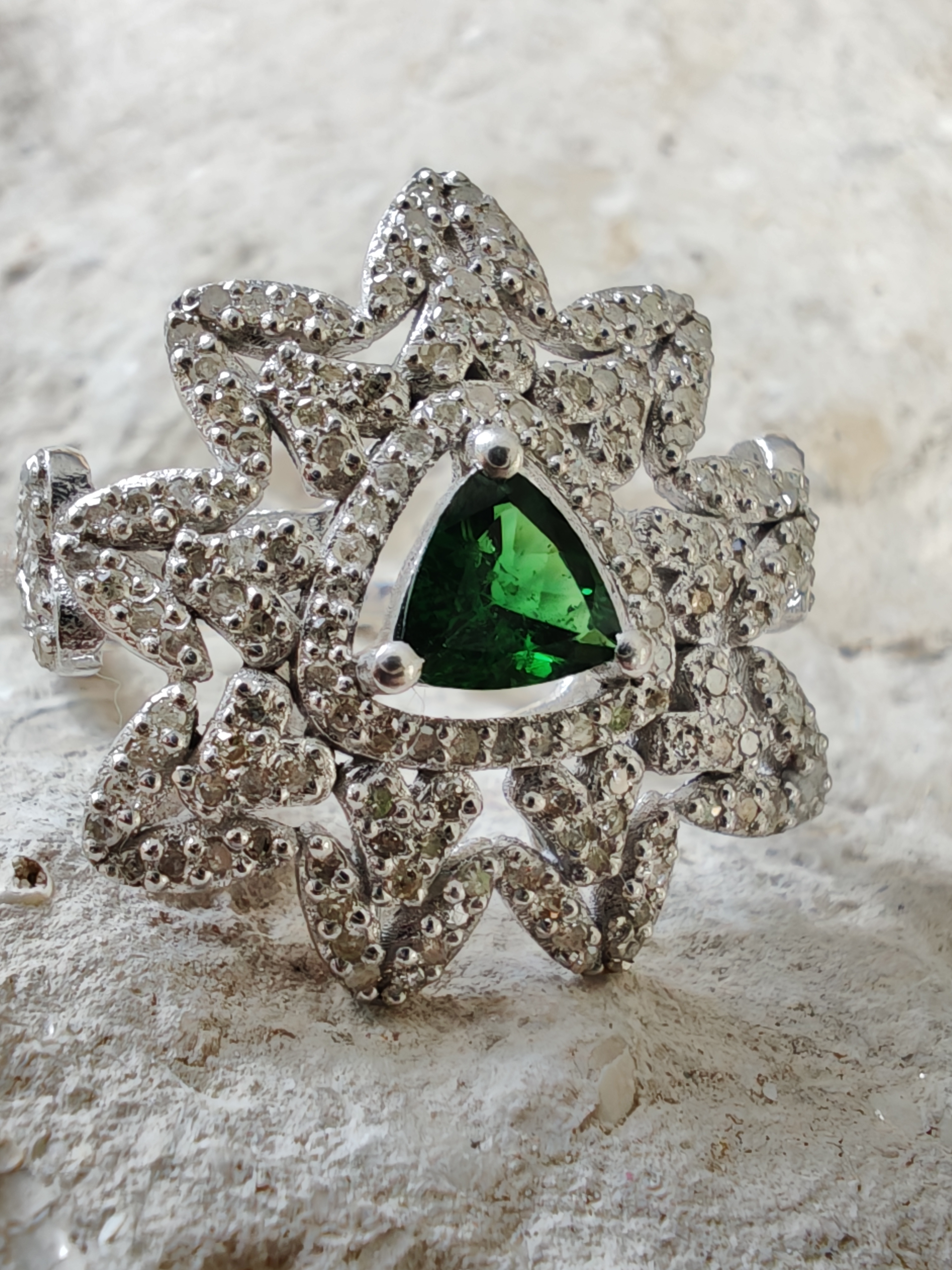 Diopsit Elmas yüzük