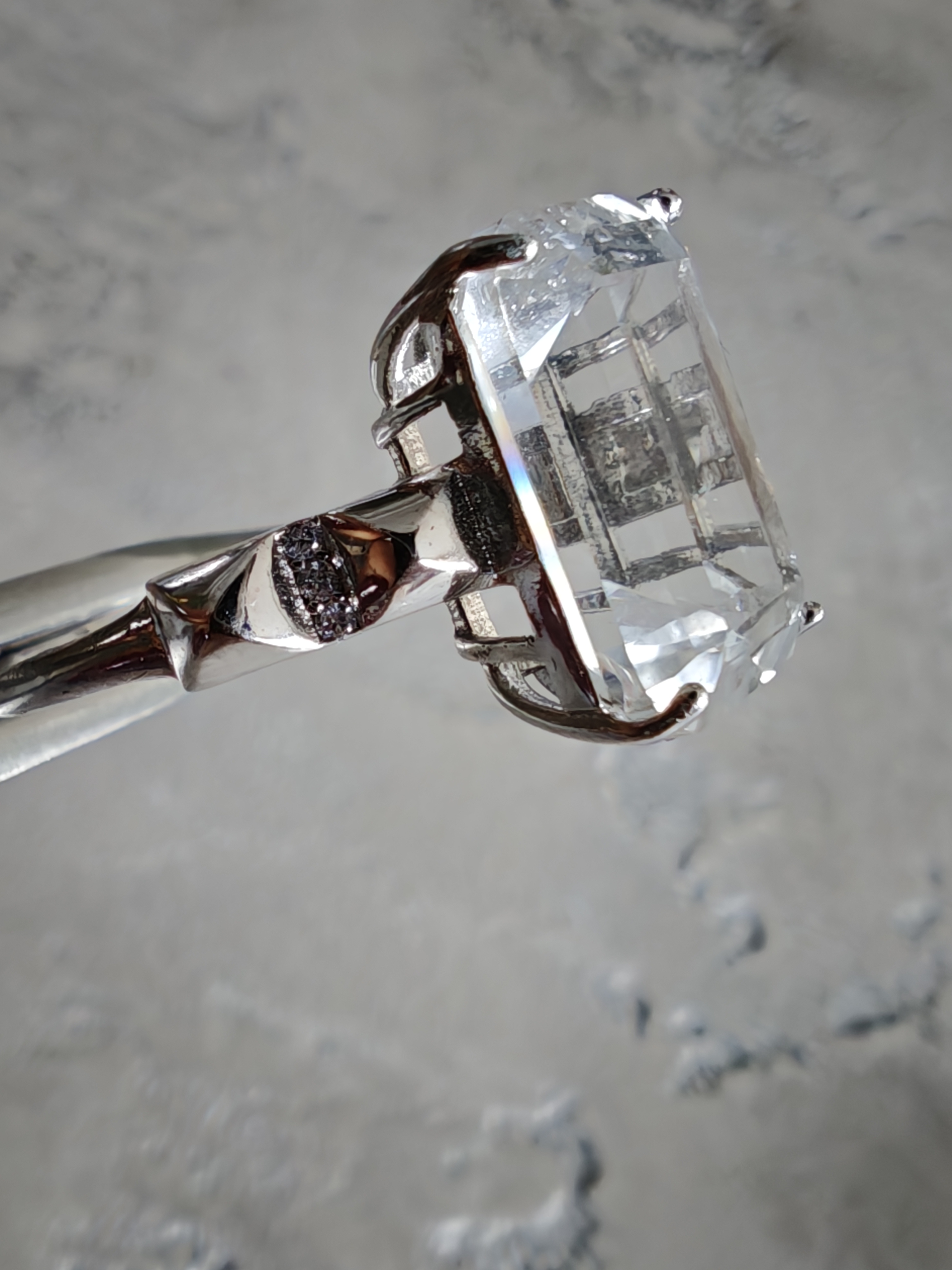 Kristal Kuvars Yüzük