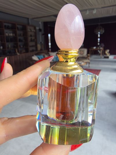 Sahra Kokusu-Pembe Kuvars Şişe