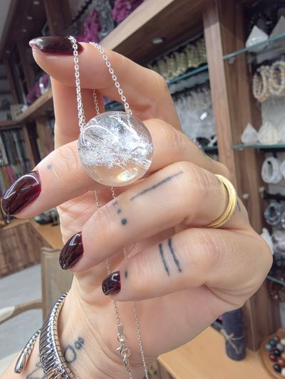 Himalaya Kuvars Küre Kolye