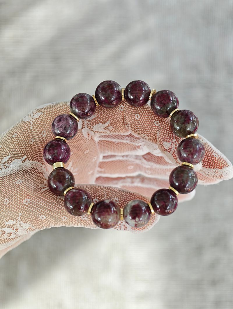 Eudialyte Bileklik