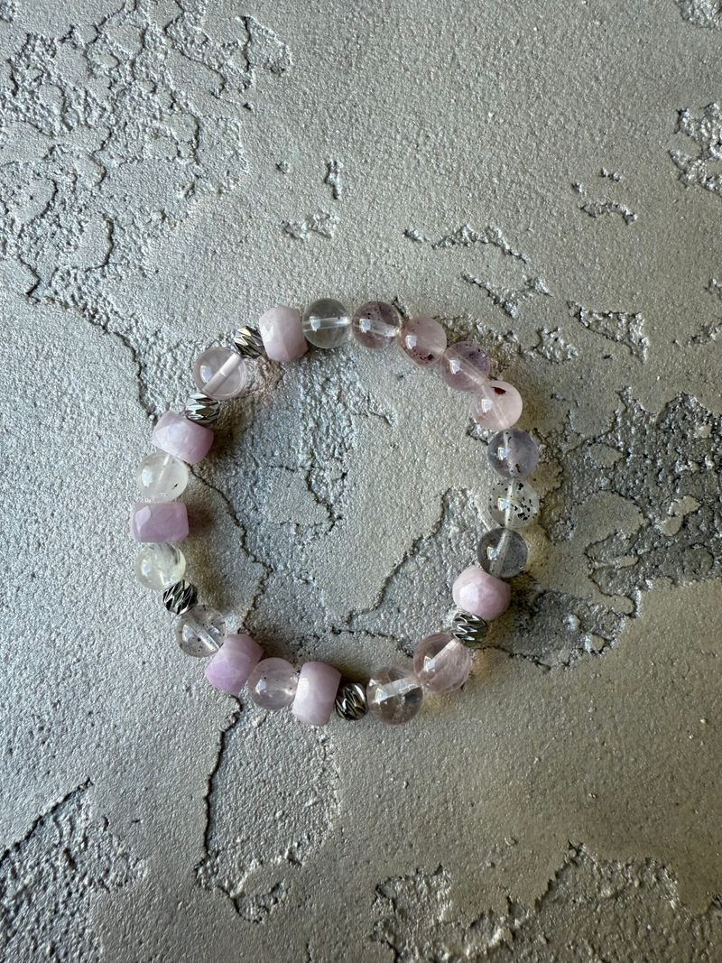 ZAMANIN YETMEDİĞİ AŞKLAR