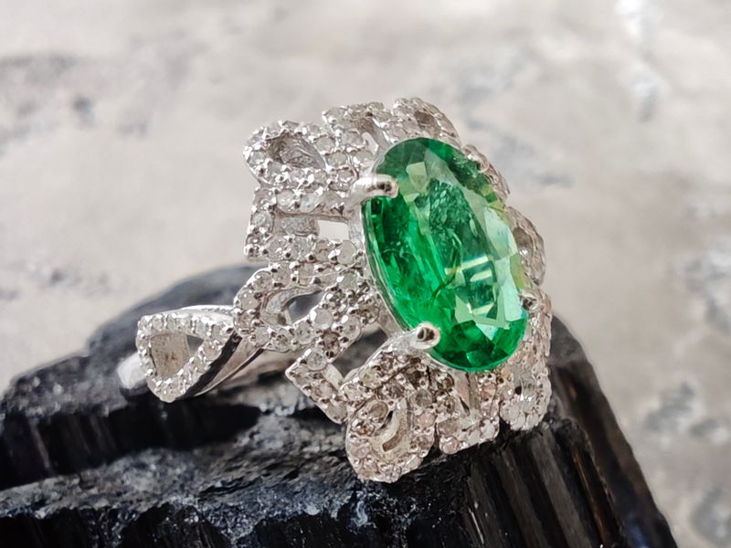 Elmas Diopsit Yüzük