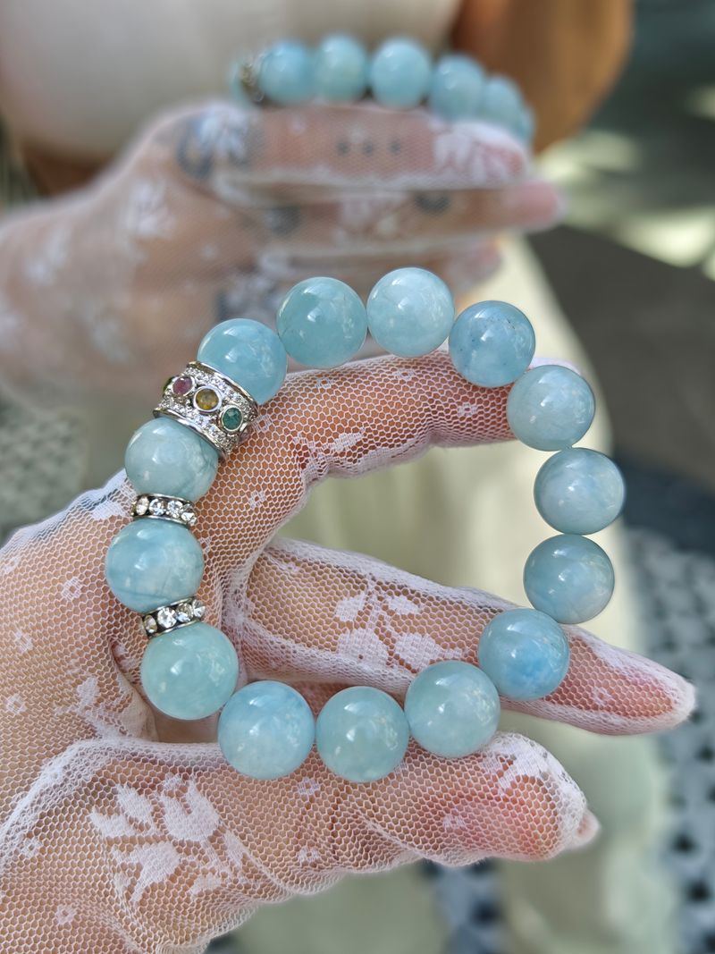 Aquamarine-Sheaqua