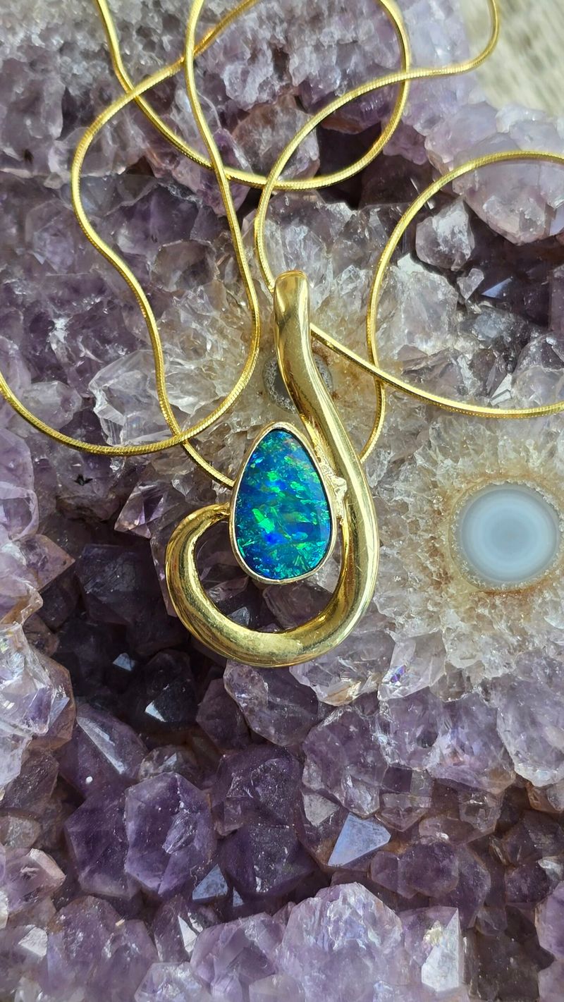OPAL KOLYE