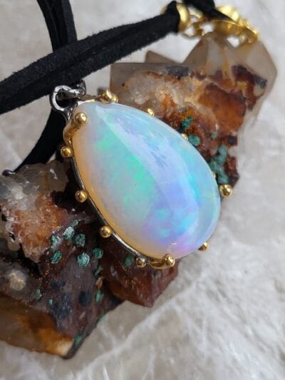 OPAL KOLYE