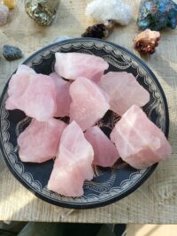 MADAGASKAR PEMBE KUVARS HAM PARÇA - Görsel 2