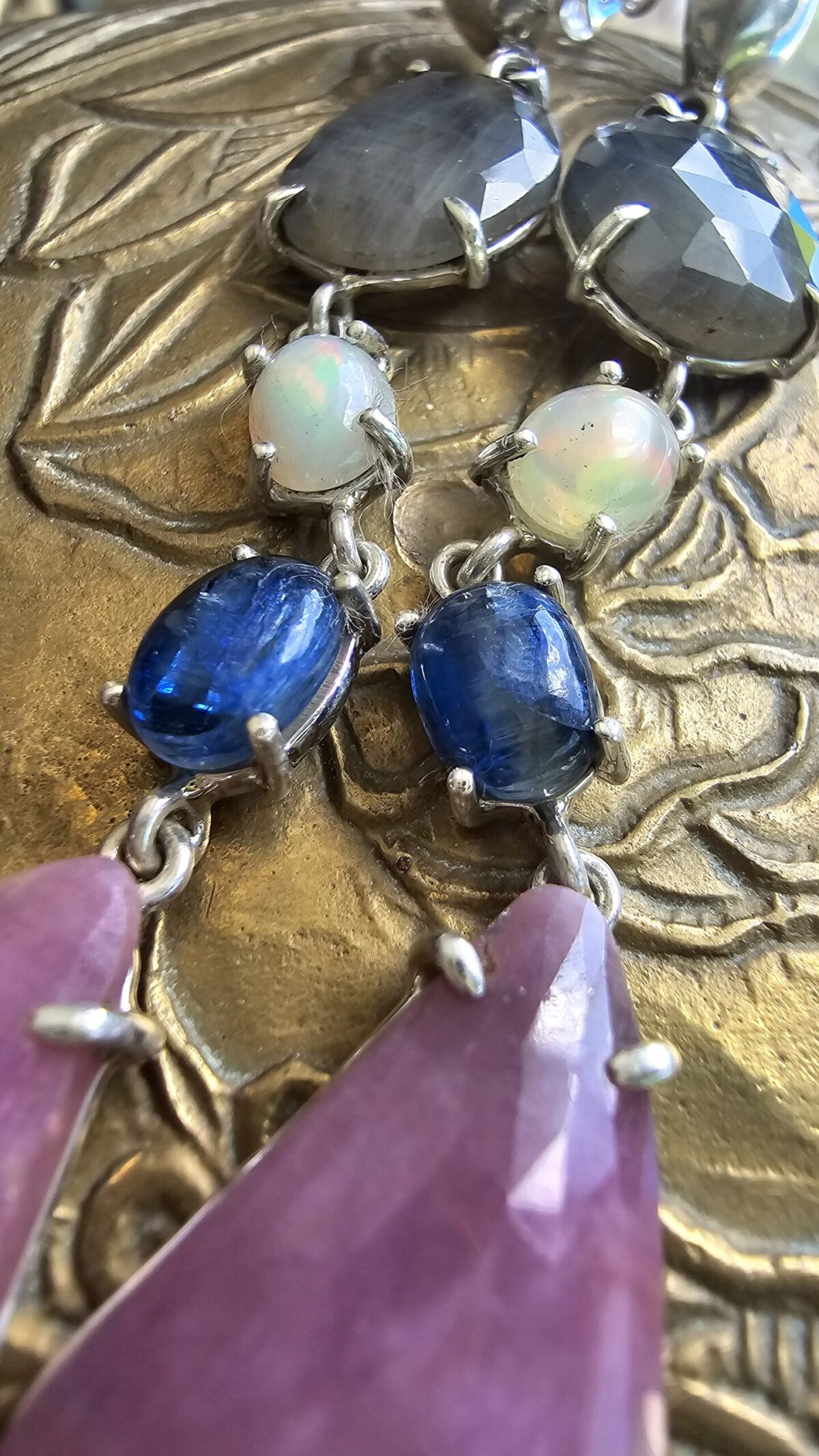 TANRIÇA SERİSİ SAFİR KÜPE - Görsel 2