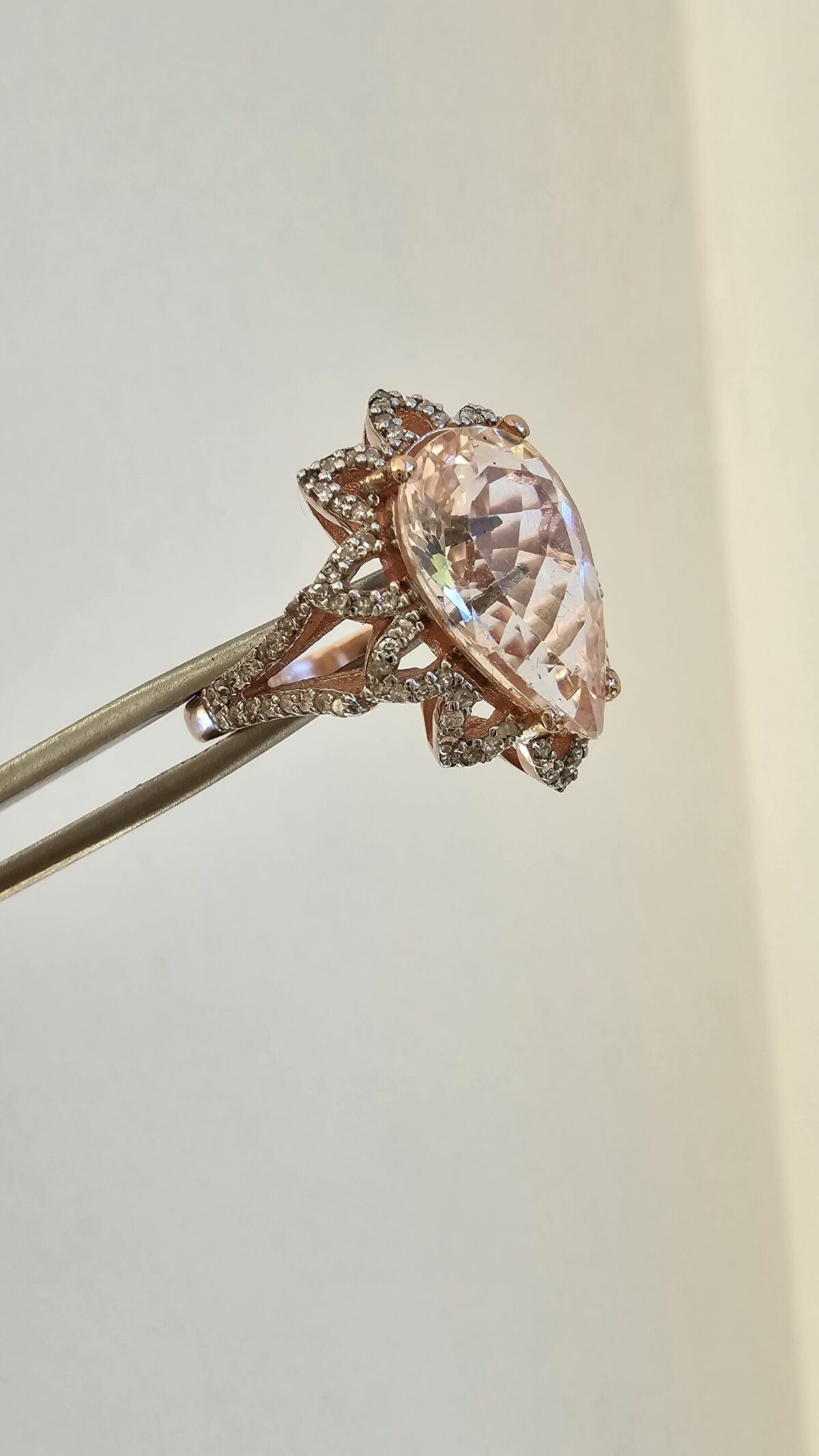 PEMBE TOPAZ VE ELMAS YÜZÜK - Görsel 1