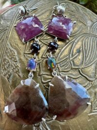 TANRIÇA SERİSİ SAFİR KÜPE