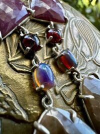 TANRIÇA SERİSİ SAFİR KÜPE - Görsel 3