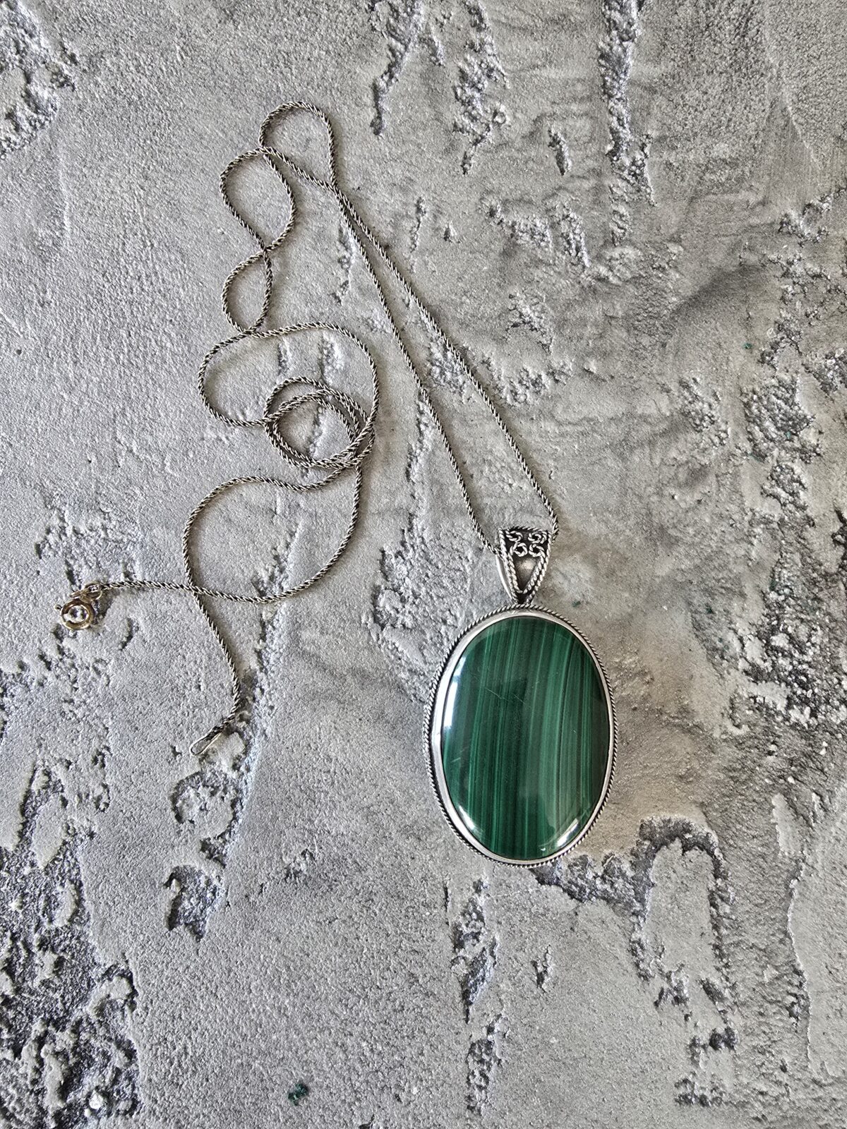 MALAHİT MADALYON KOLYE - Görsel 2