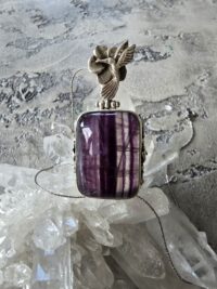 AELİS'İN SÜTUNLARI-MOR ŞERİTLİ FLORİT