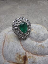 ZÜMRÜT ELMAS YÜZÜK