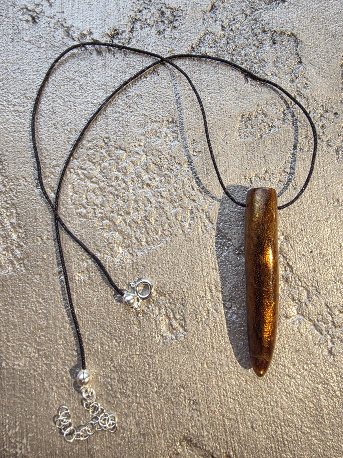 ALTIN MERCAN DİŞ KOLYE - Görsel 3