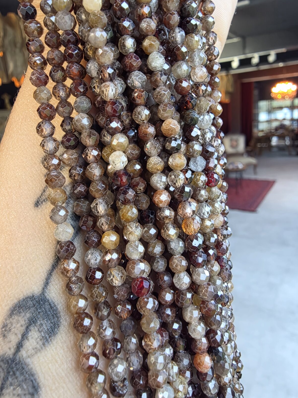 KONYAK RENGİ LAL KOLYE - Görsel 4