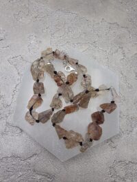 GEM KAYA GÜNEŞ TAŞI KOLYE