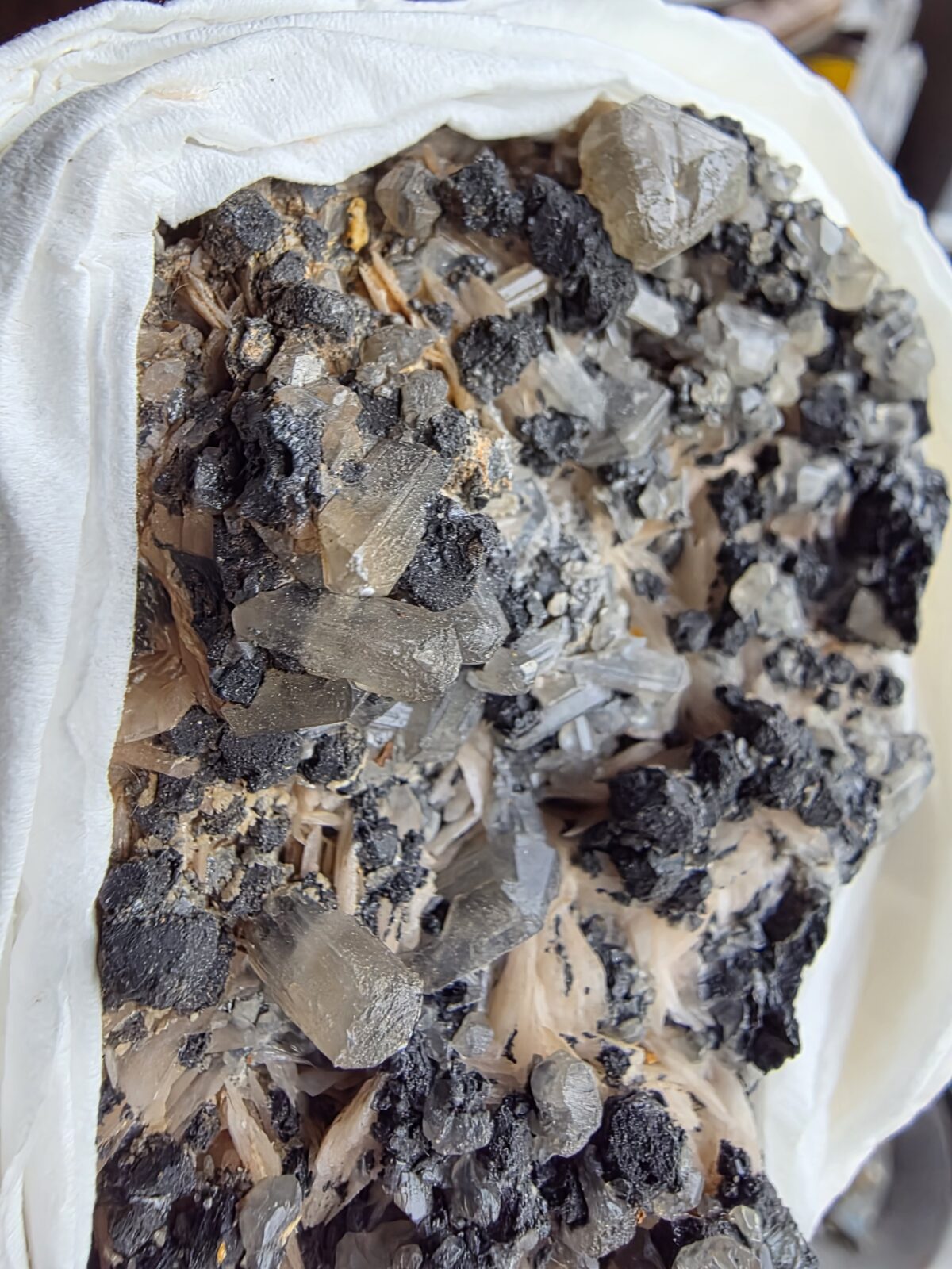 CERUSSITE MİNERALİ GEM - Görsel 2