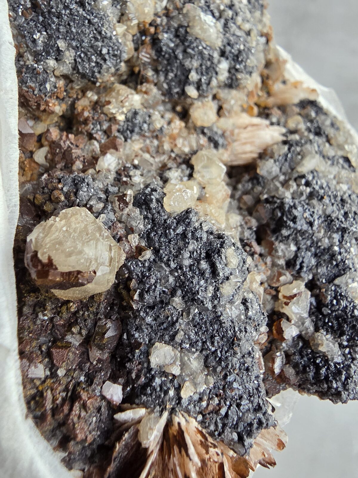 CERUSSITE MİNERALİ GEM - Görsel 2