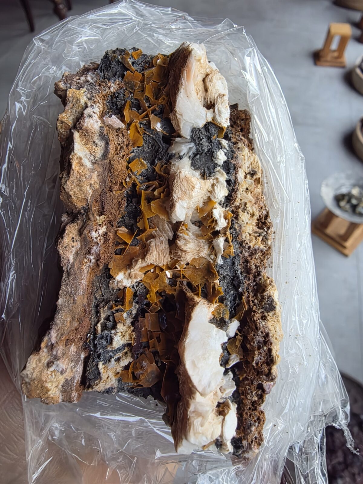 CERUSSITE MİNERALİ GEM - Görsel 2