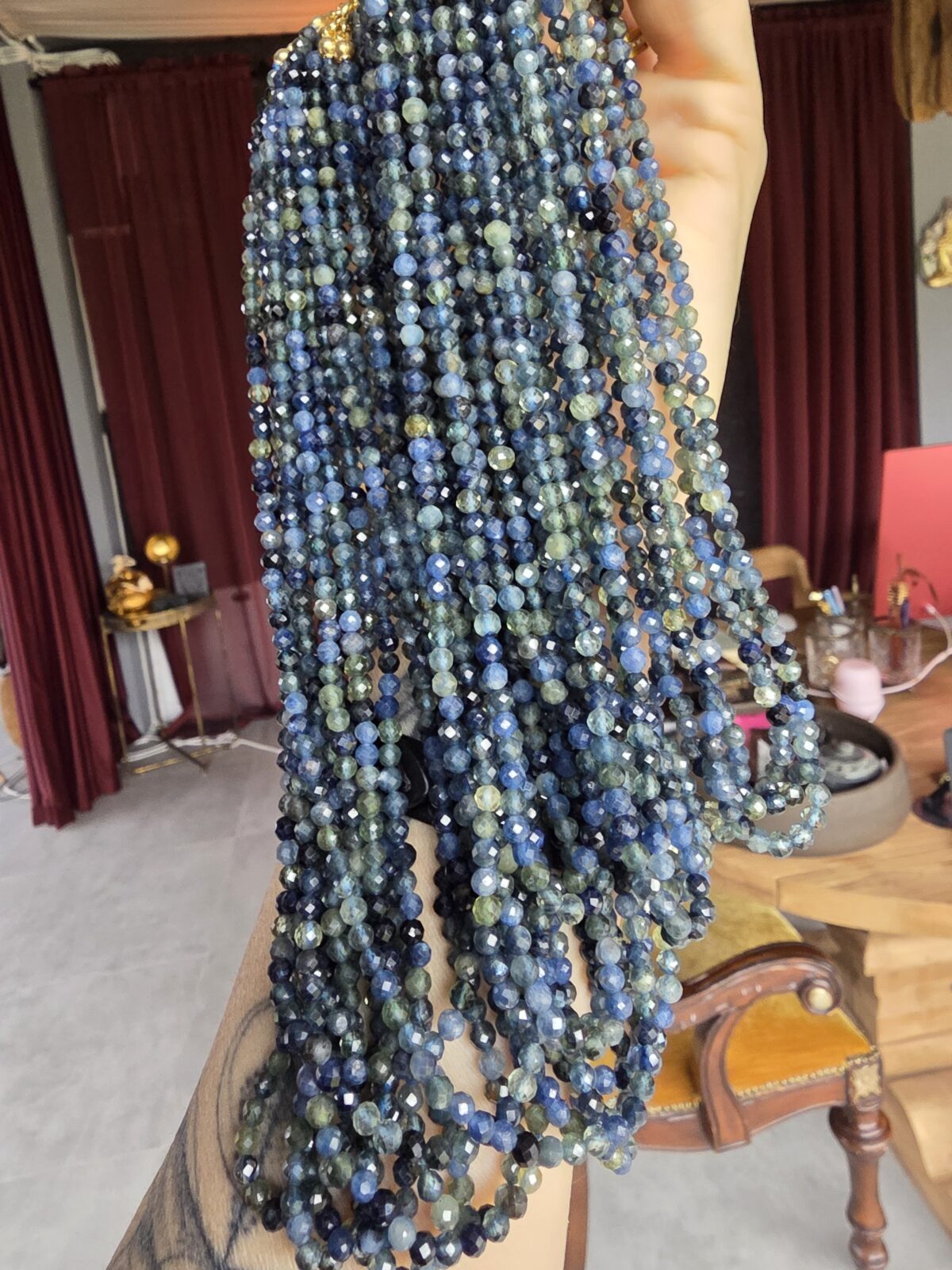 Çok Renkli Kyanit - Görsel 3