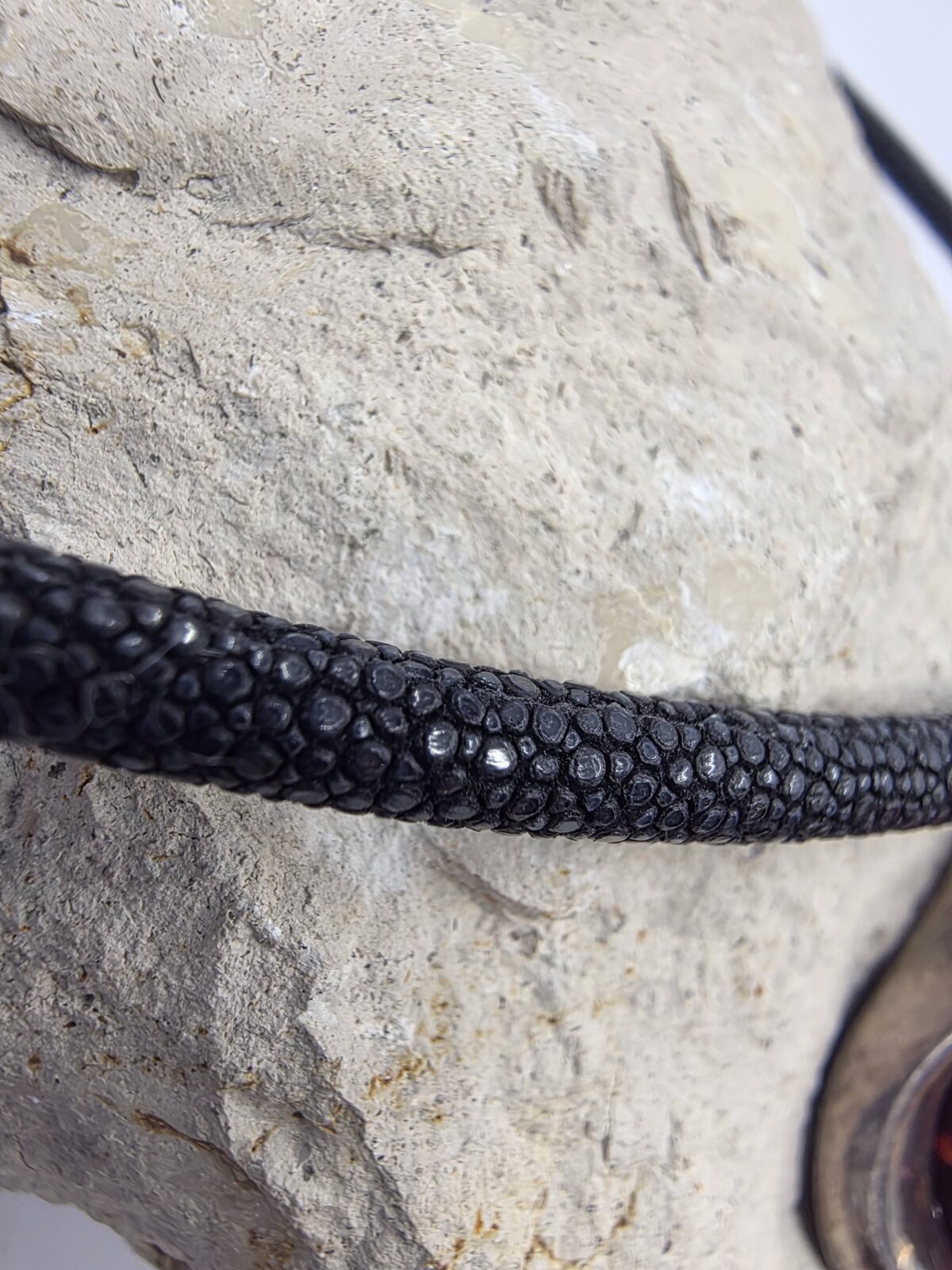 Vatoz Kehribar - Görsel 9