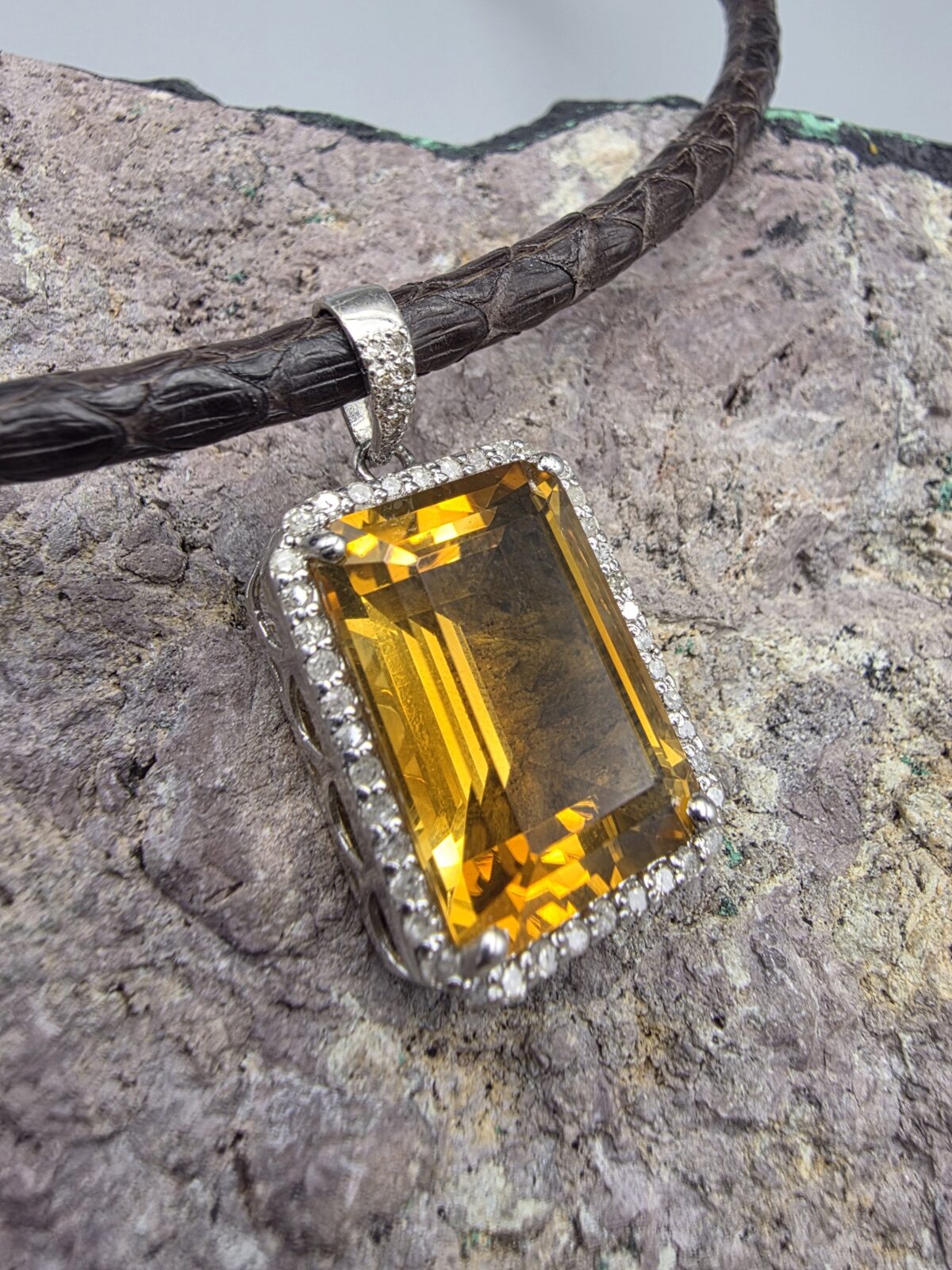 Sitrin Pırlanta Kolye - Görsel 4