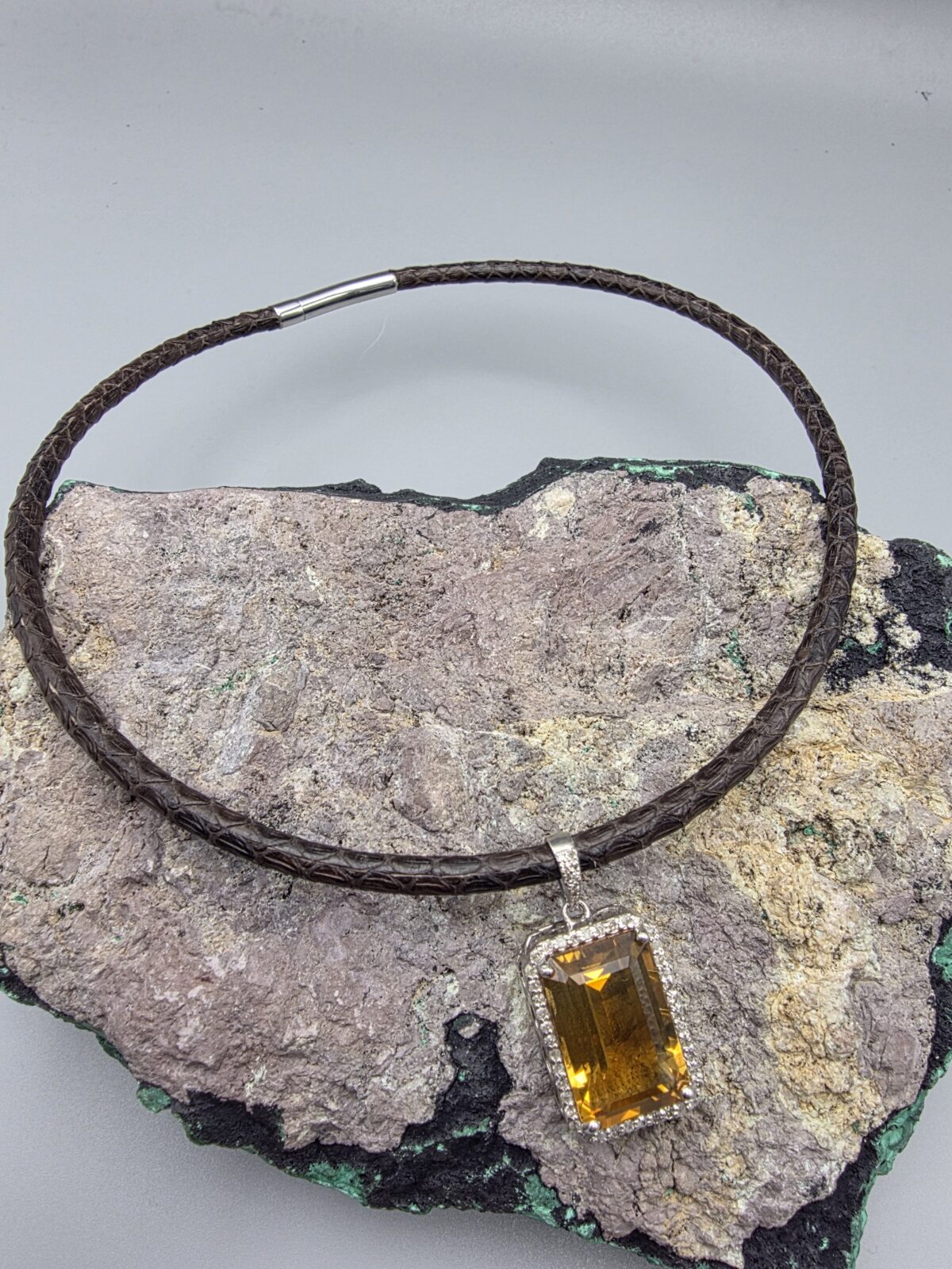 Sitrin Pırlanta Kolye - Görsel 3