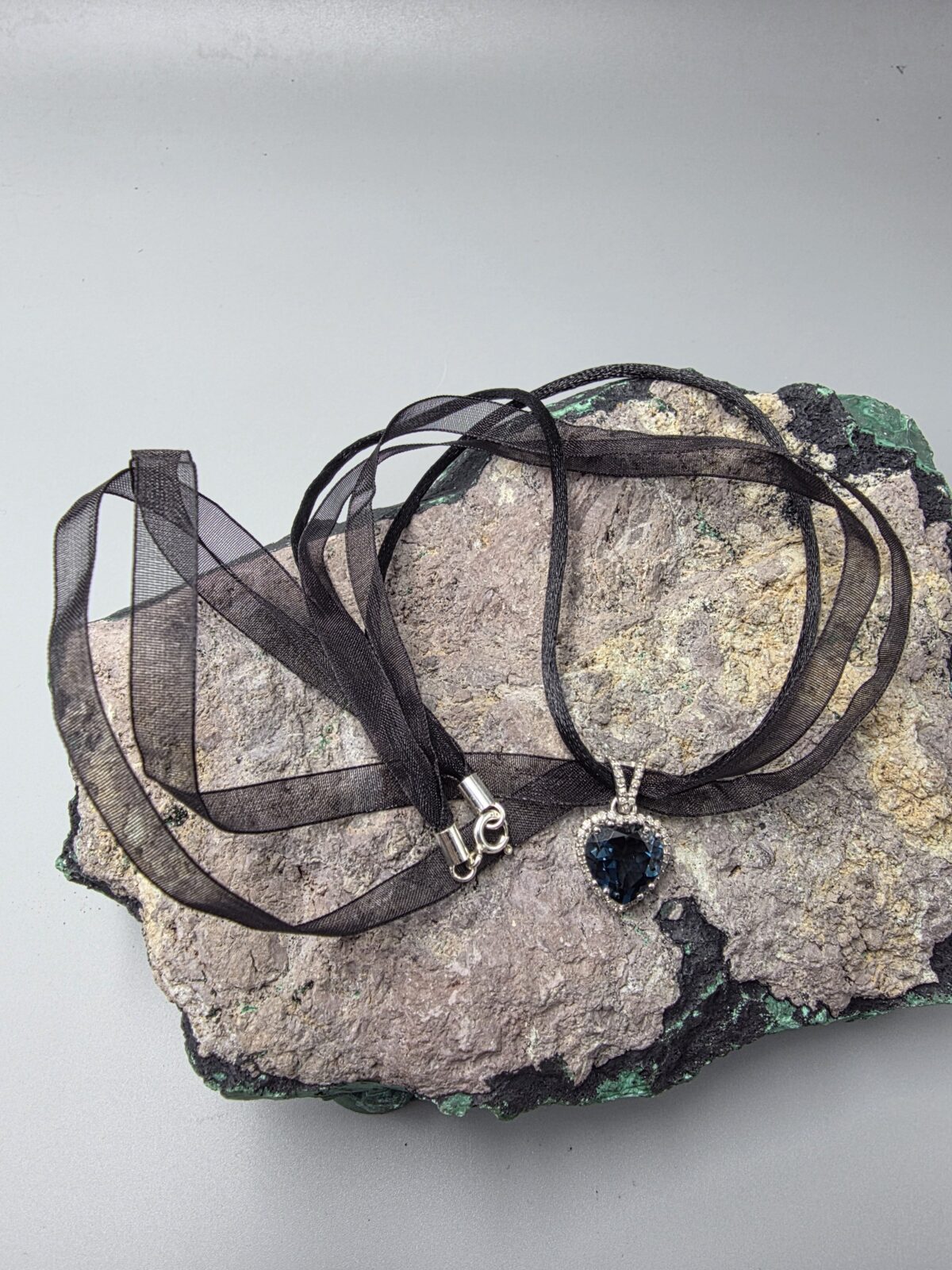 Pırlantalı Blue London Topaz Kolye - Görsel 3