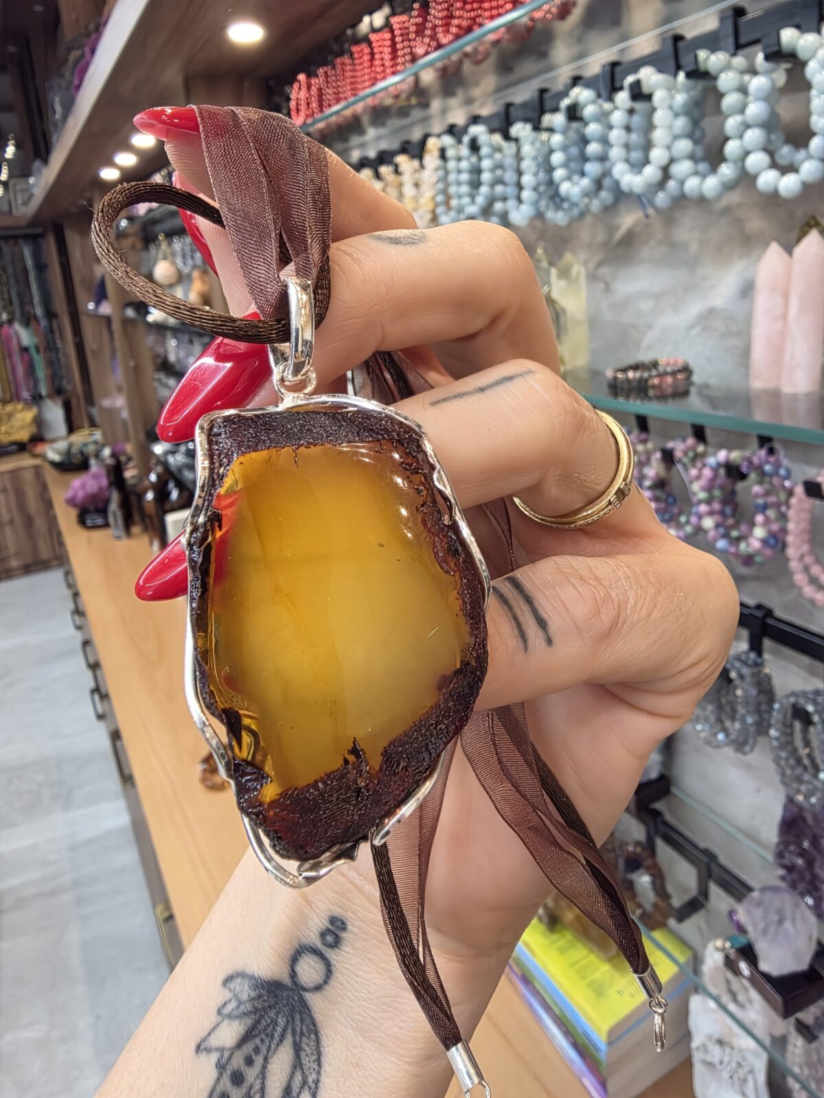 Ham Kehribar Kolye - Görsel 5